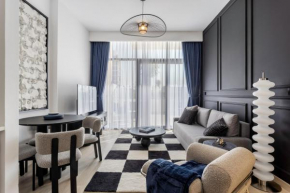 Luxurious Brand New 1br Huge Balcony Azizi 37